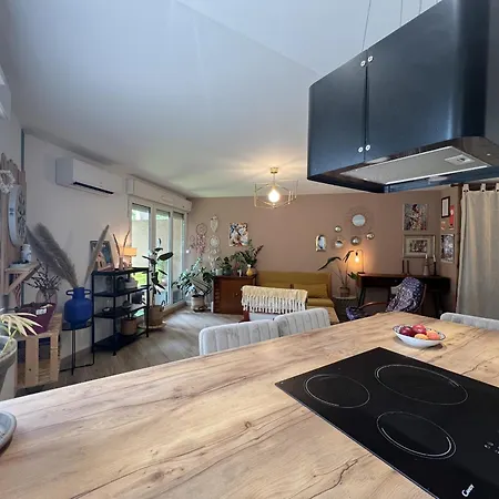 Apartment Le Reveur - Climatise Avec Balcon - Parking