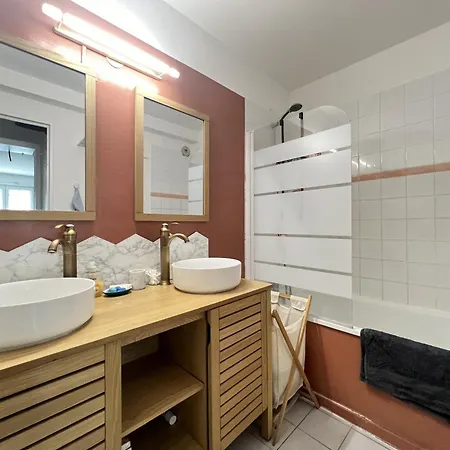 Apartment Le Reveur - Climatise Avec Balcon - Parking